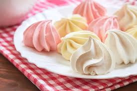 Meringue of dessert associated with Italian, Swiss and French cuisine