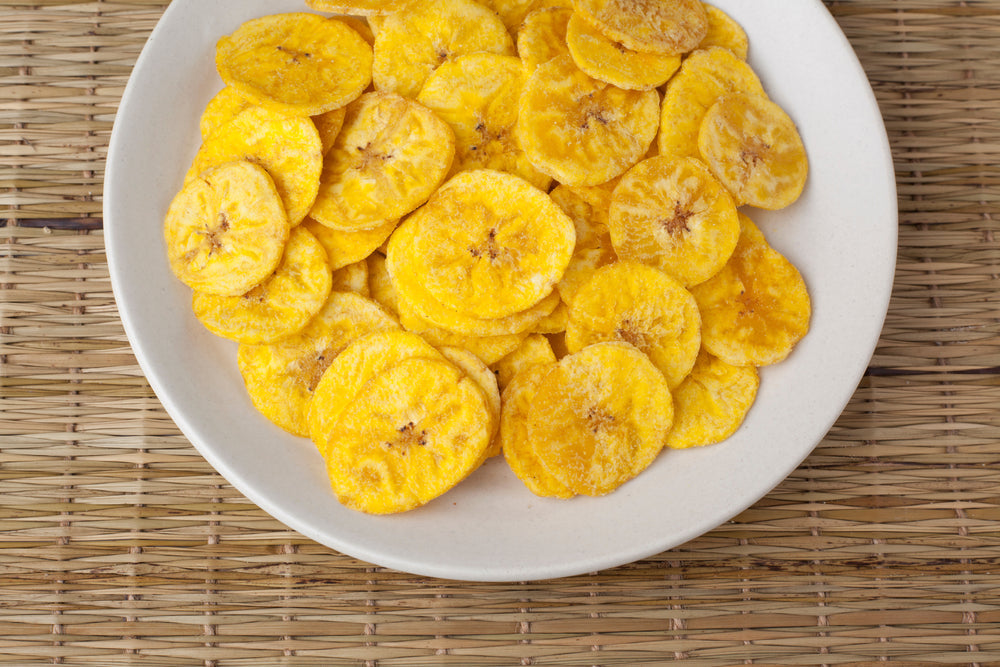 Iselitas | Plantain Salted Party Size Jar| Thin & Crispy | Light Salted Plantain Chips 22.93OZ (650g)